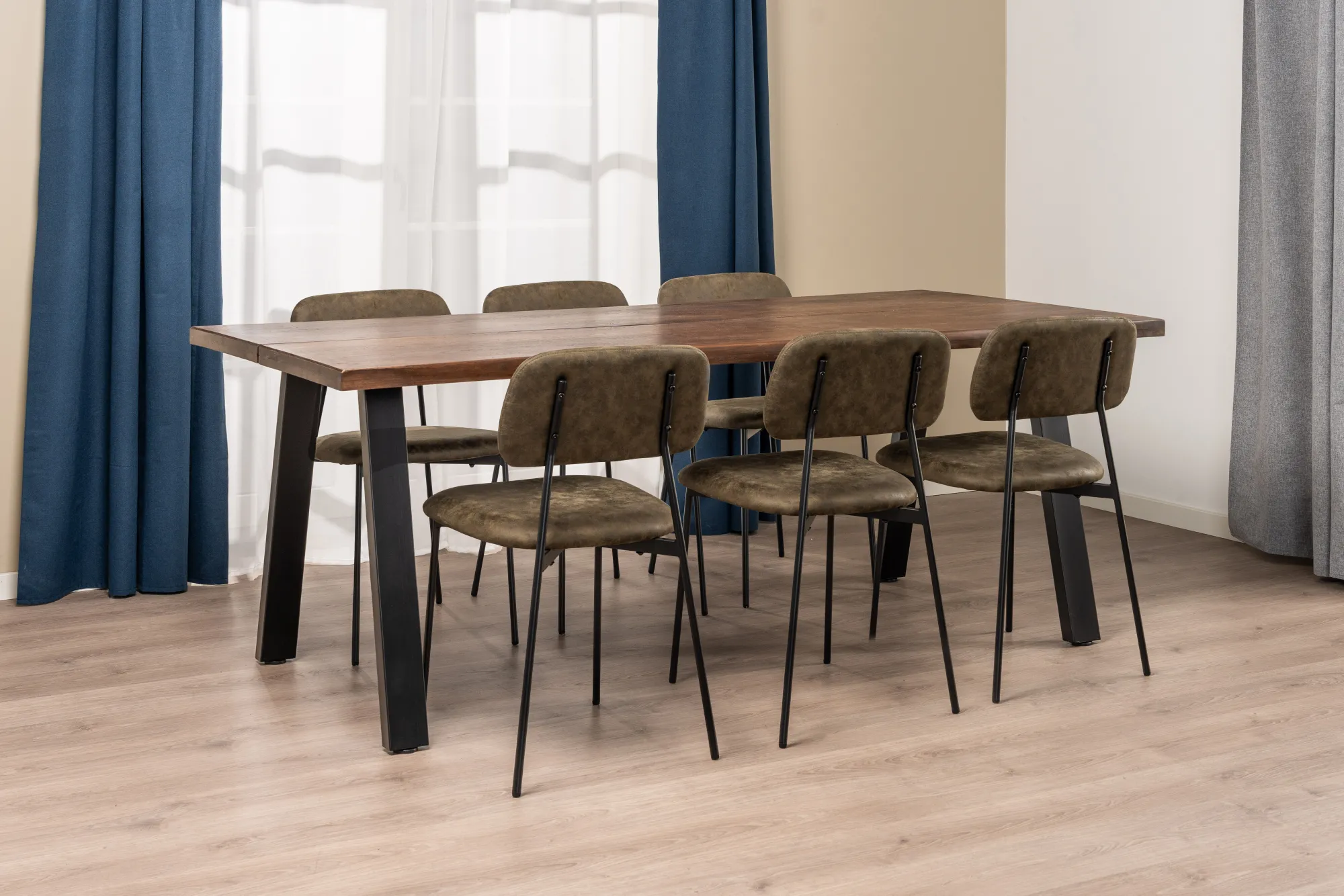 Homeville Firenze med skråben 200x95x74cm eg smoked/sort