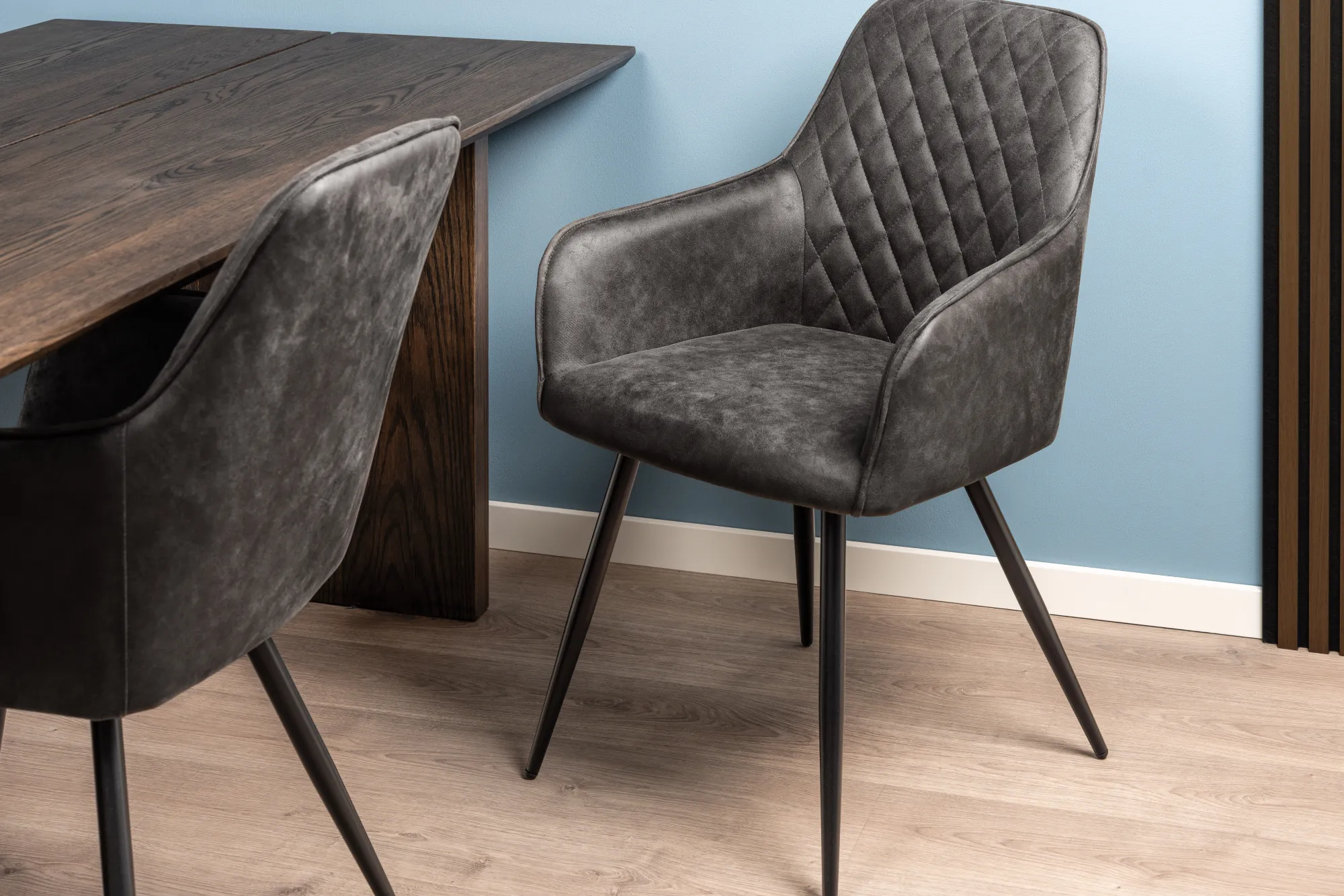 Homeville Hanne med drejefunktion suede sort