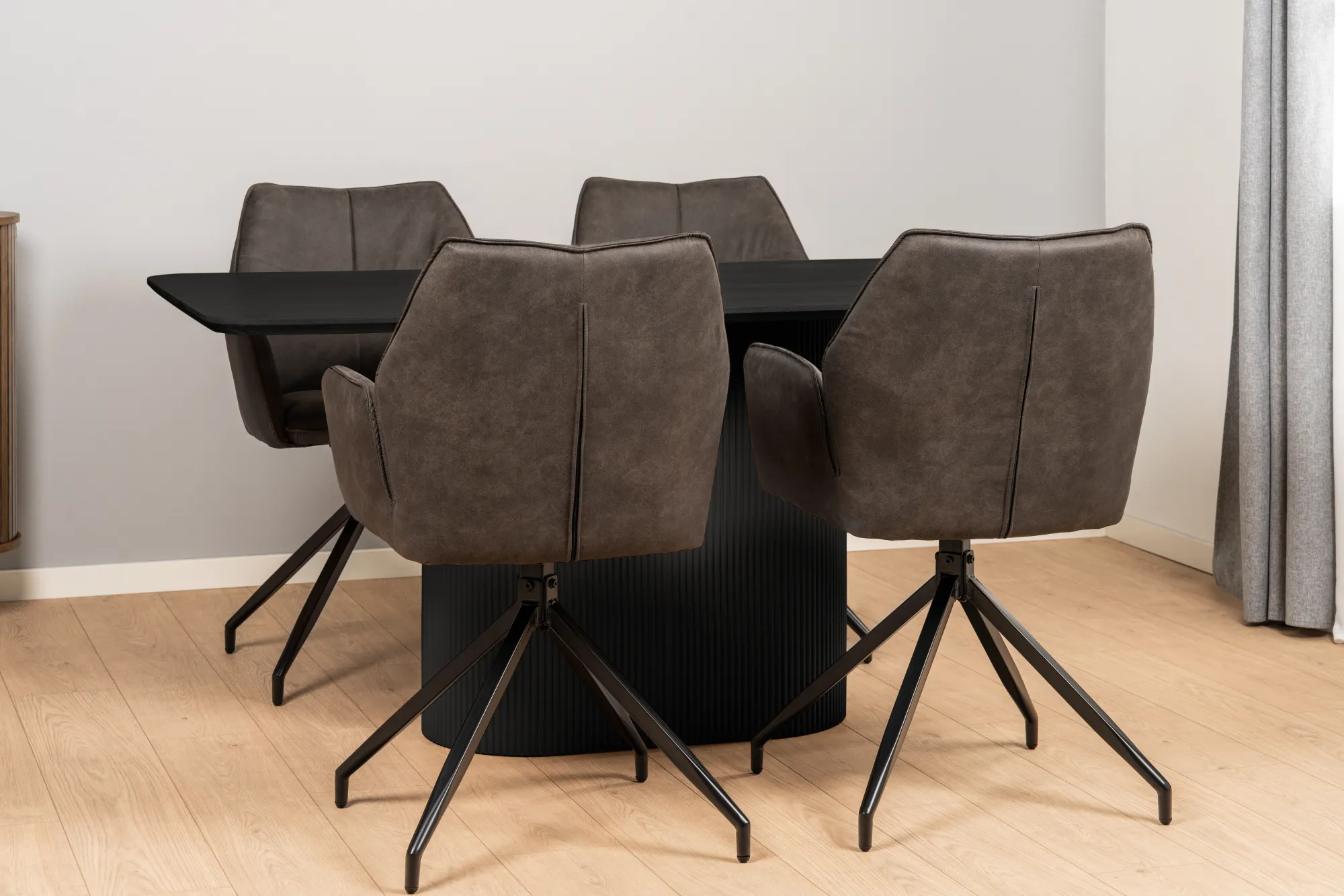 Homeville Paola 160x90x75cm eg sort/sort