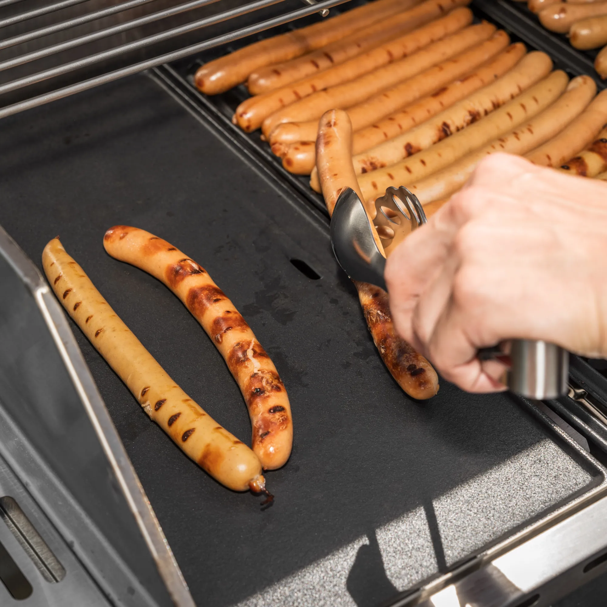 Heatus Premium gasgrill med 4 brændere og sideblus